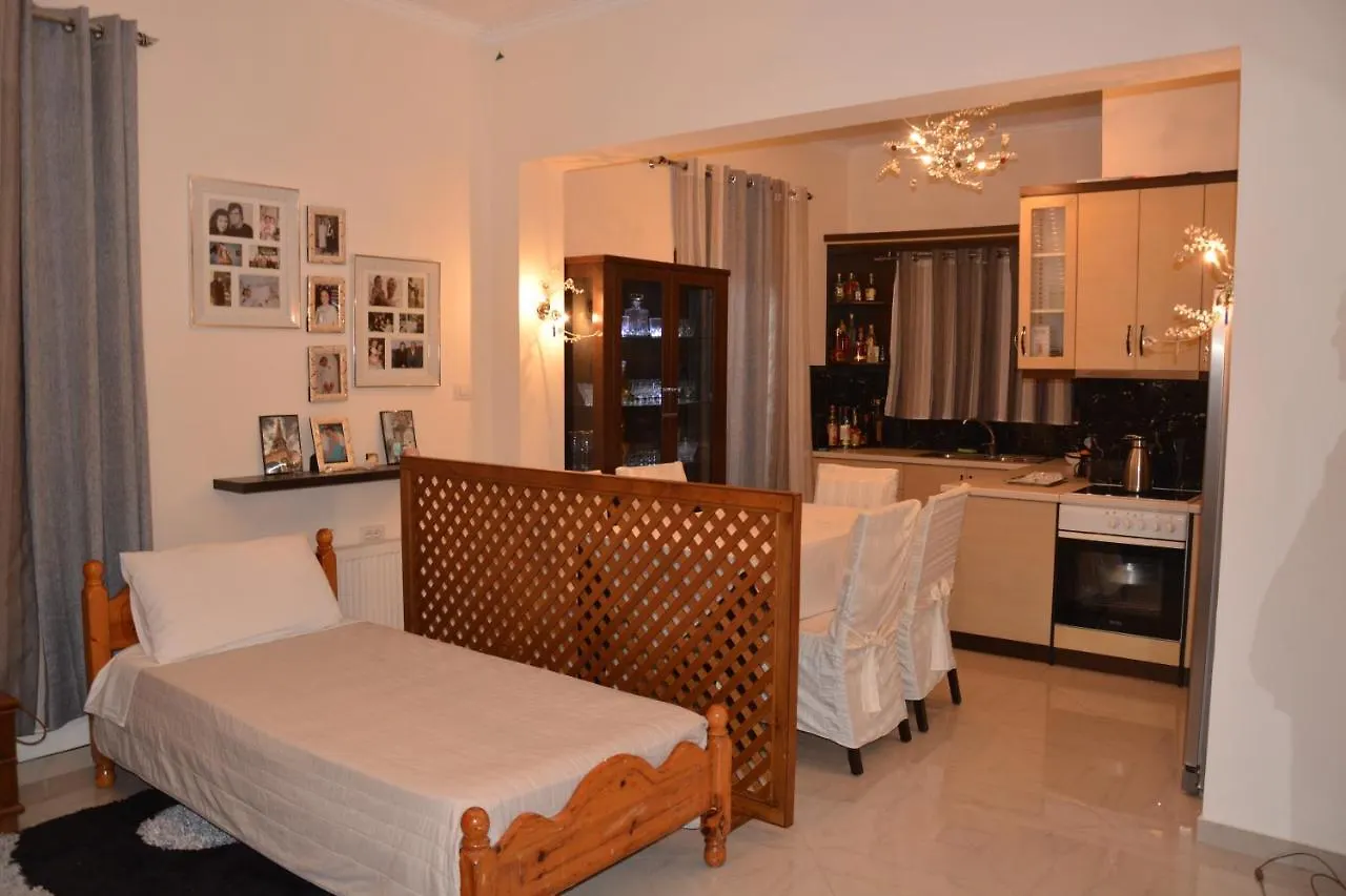 Guest House Memushi Gjirokaster 0*,