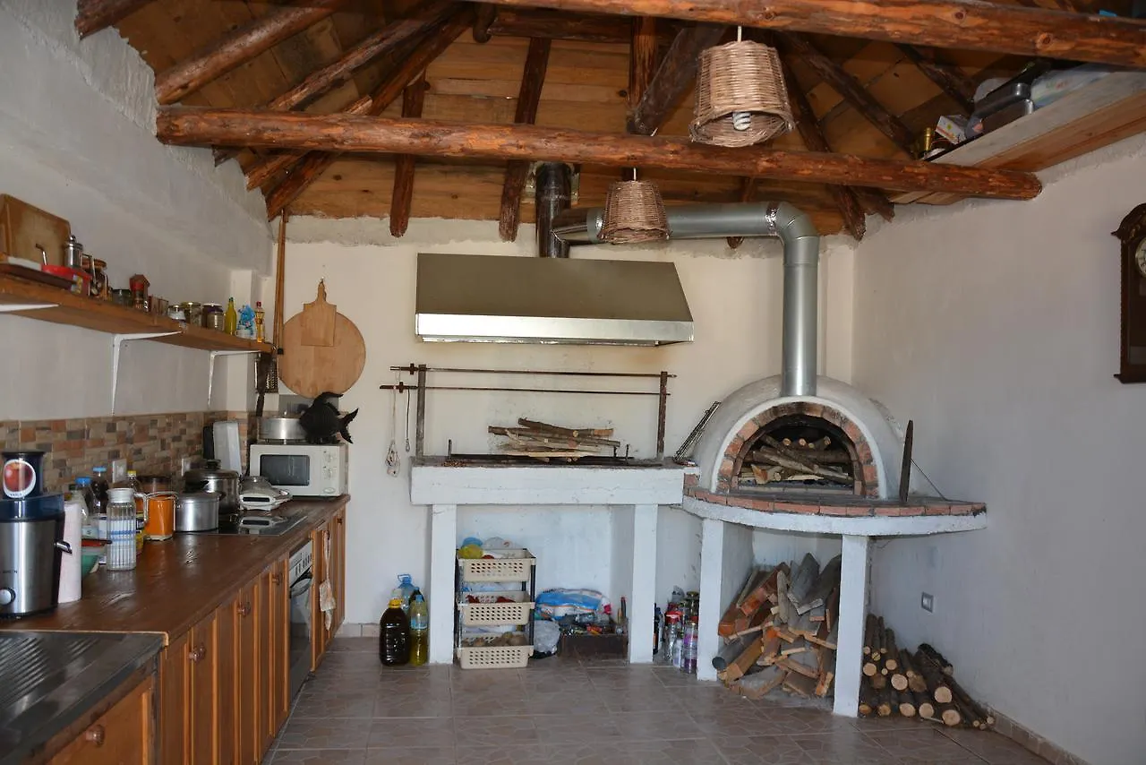 Guest House Memushi Gjirokaster Albania