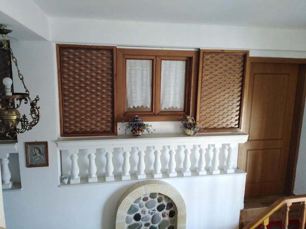 Guest House Memushi Gjirokastra 0*,