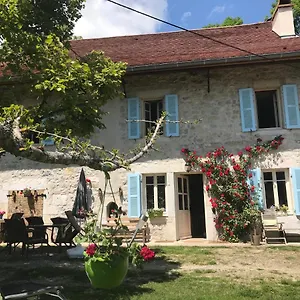 D'hotes Des Deux Lacs Bed & Breakfast Ceyzerieu