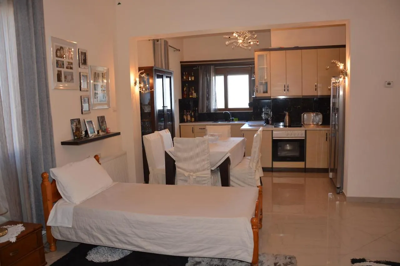 Guest House Memushi Gjirokaster 0*,