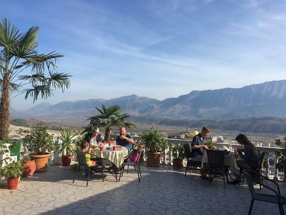 Guest House Memushi Gjirokaster 0*,